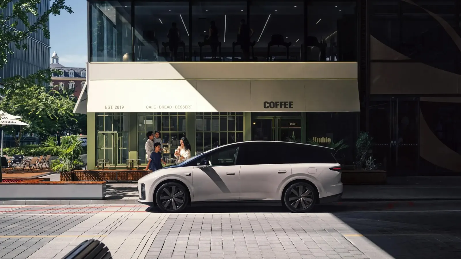Li Auto i8